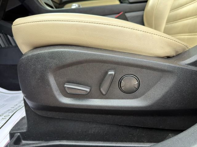 Used 2022 Ford Edge SEL w/ Convenience Package image 17