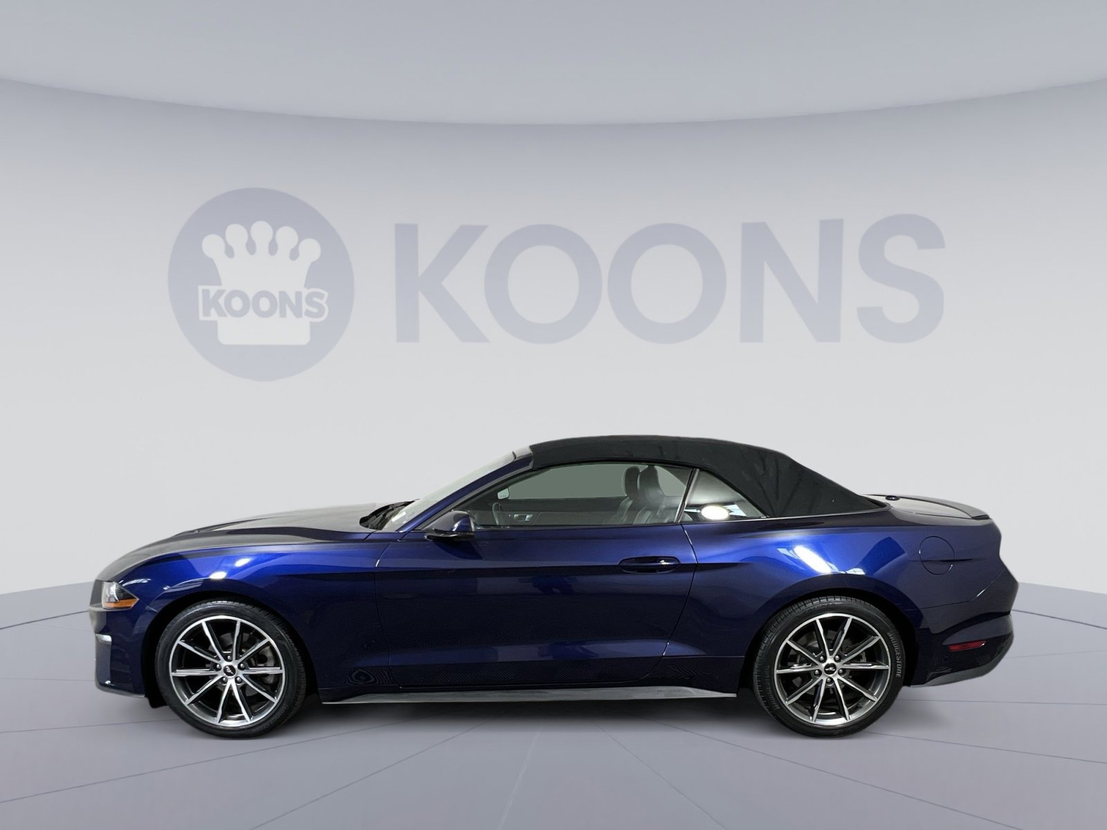 Used 2019 Ford Mustang Premium w/ Equipment Group 201A image 7