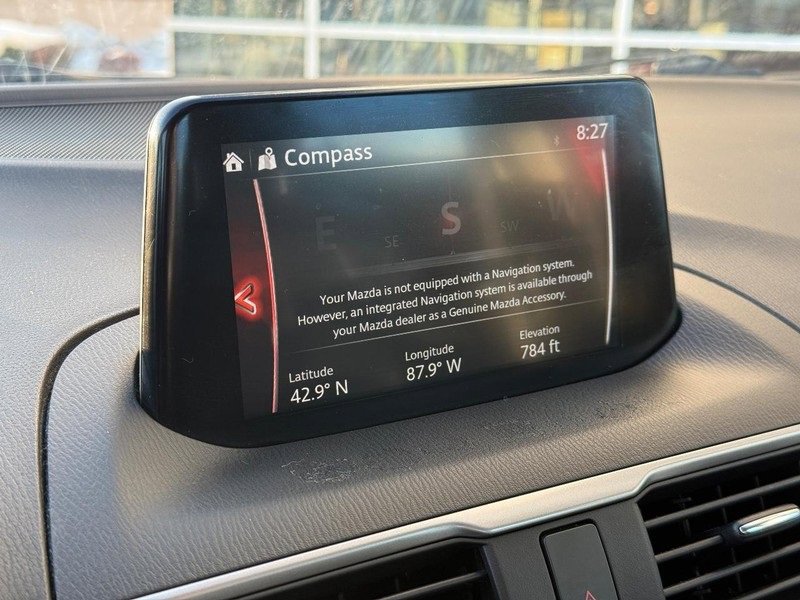 Used 2017 MAZDA MAZDA3 Touring image 23