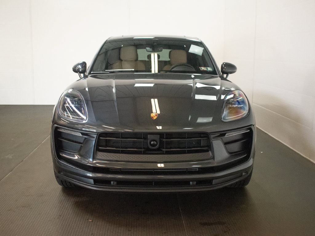 New 2026 Porsche Macan AWD/4WD image 7