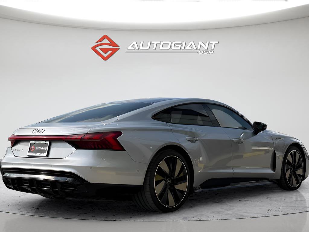 Used 2022 Audi e-tron GT Prestige image 12