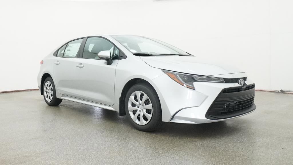 Used 2026 Toyota Corolla LE FWD image 6