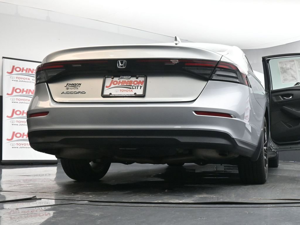 Used 2024 Honda Accord EX image 43