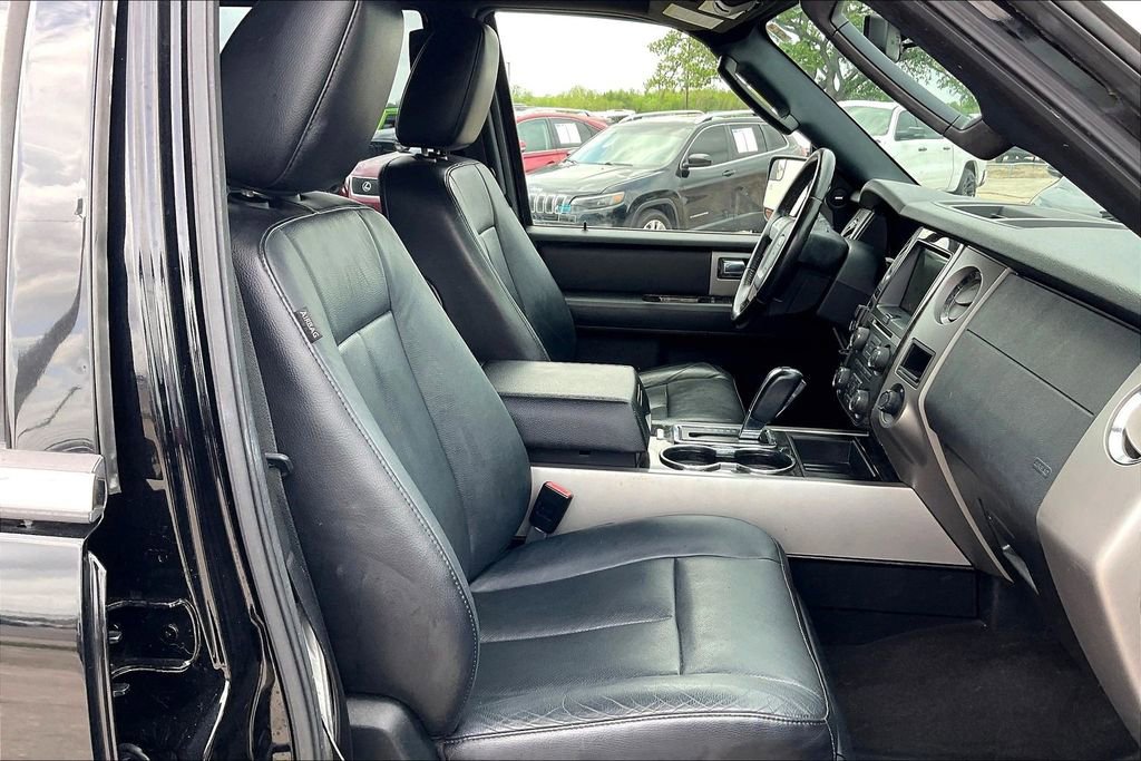 Used 2017 Ford Expedition EL Limited w/ Equipment Group 301A image 28