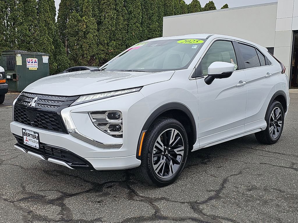 Used 2025 Mitsubishi Eclipse Cross SEL image 3