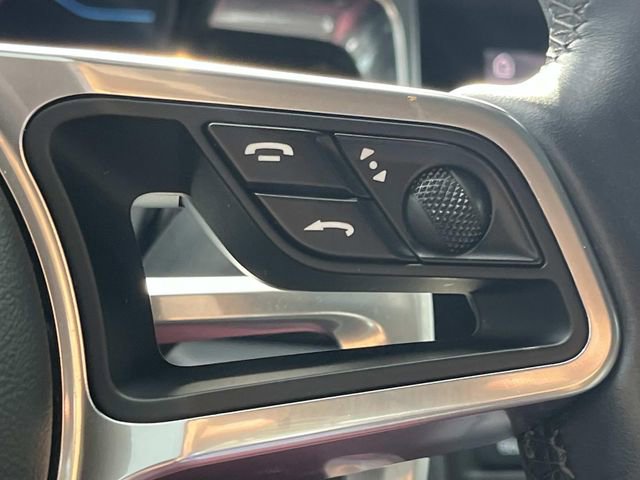 Used 2020 Porsche Macan AWD/4WD image 40