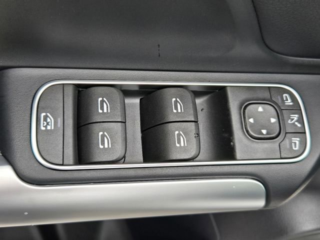 Certified 2025 Mercedes-Benz GLA 250 4MATIC image 18