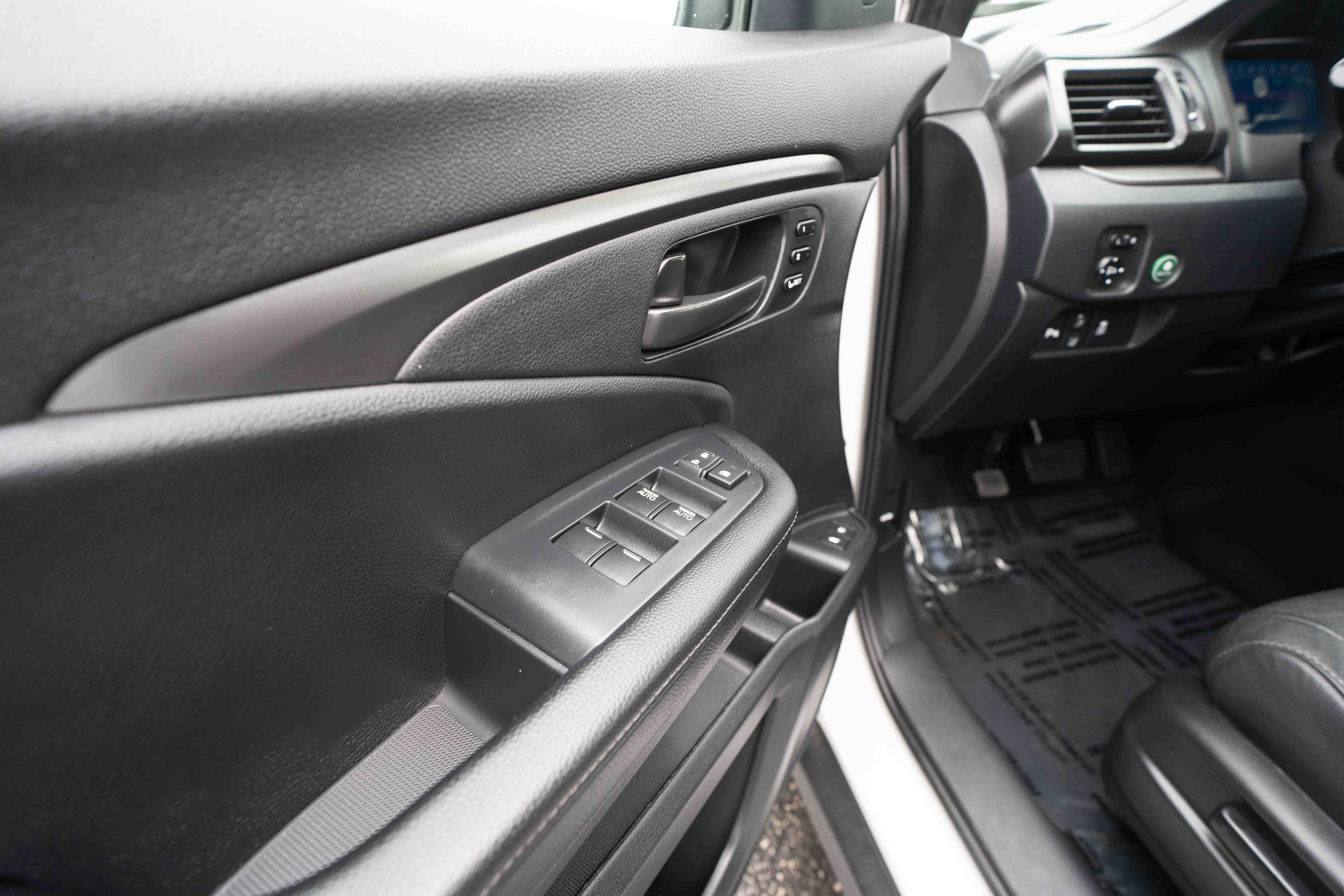Certified 2023 Honda Passport EX-L image 7