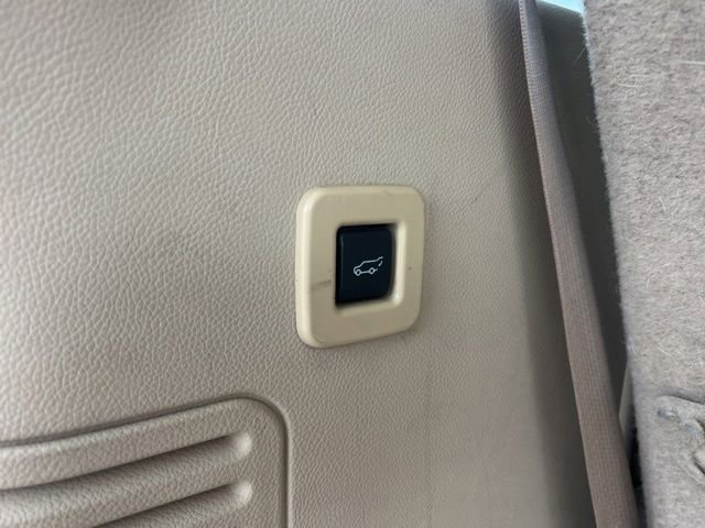 Used 2013 Ford Expedition XLT image 32