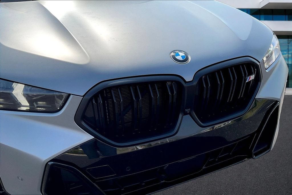 Used 2025 BMW X6 M60i AWD/4WD image 33