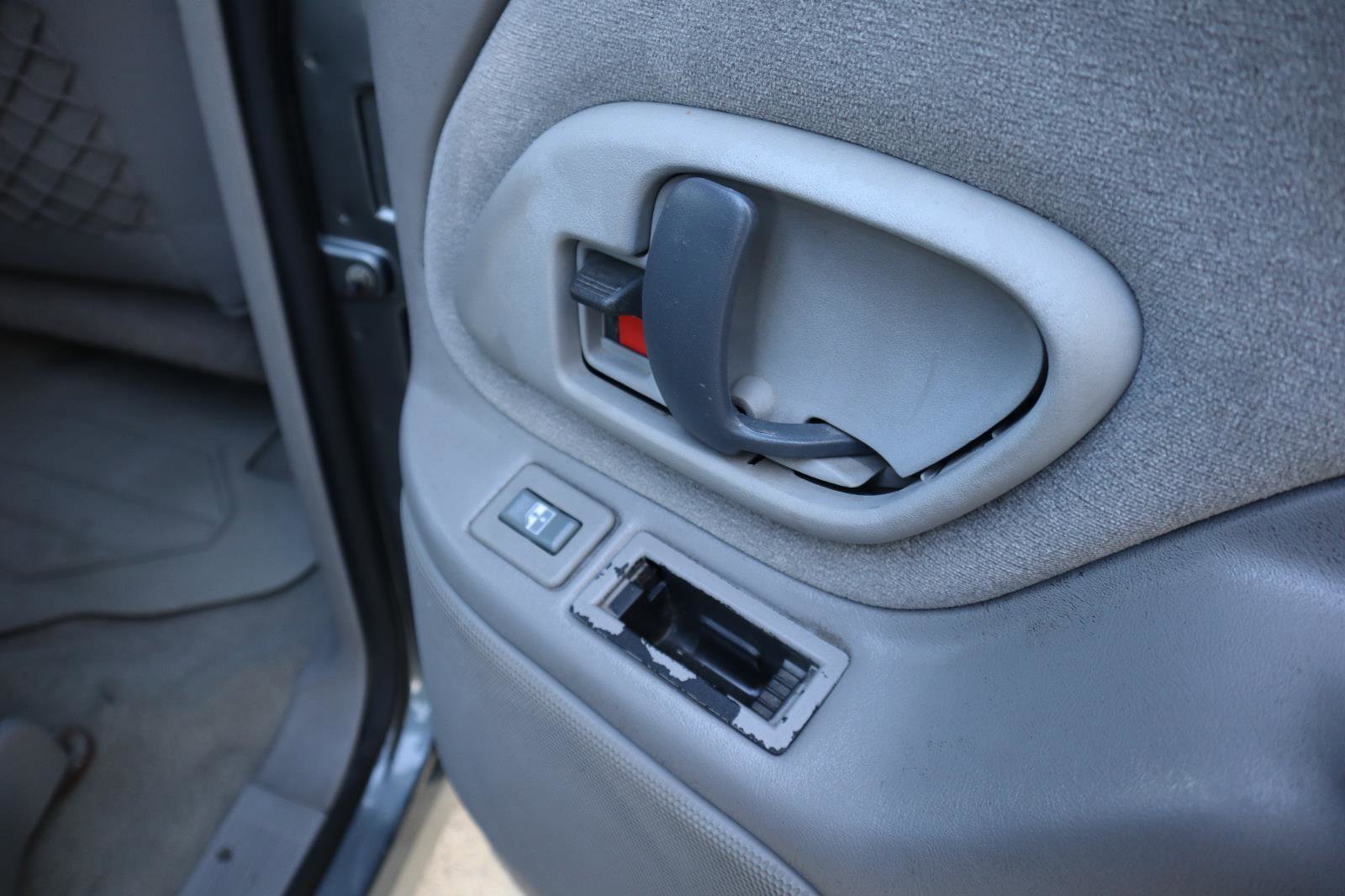 Used 1999 Chevrolet Suburban 2WD w/ Preferred Equipment Group 3 image 38