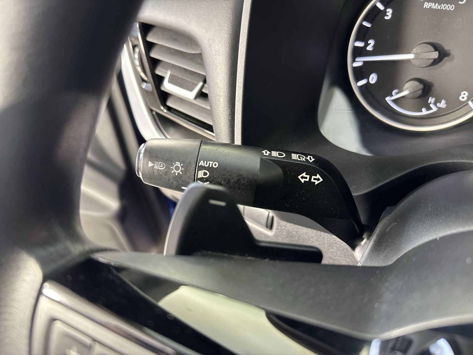 Certified 2022 Nissan Rogue SV AWD/4WD image 17