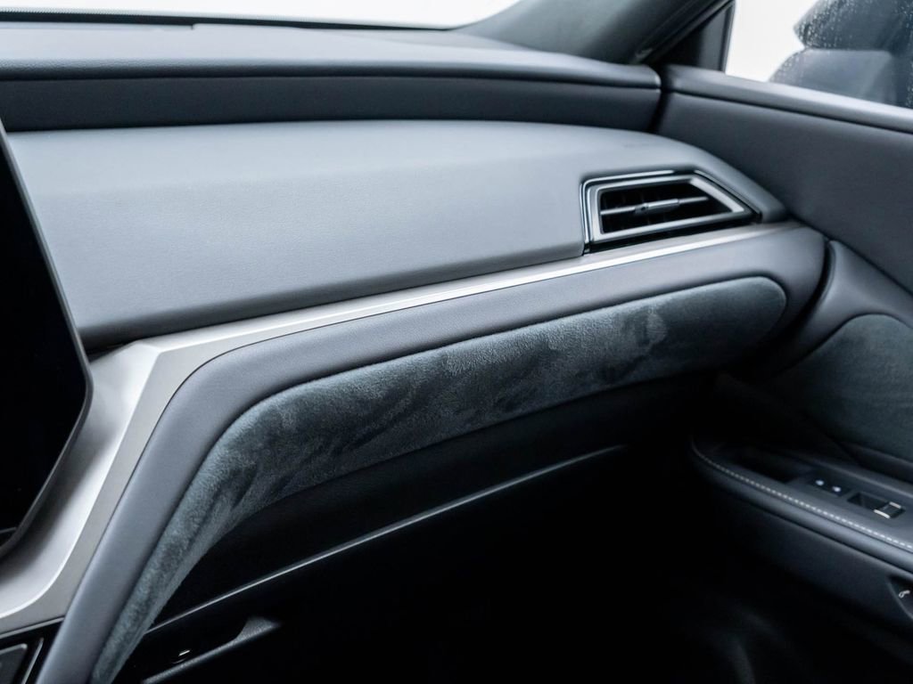 Used 2024 Lexus TX 500h AWD w/ Technology Package image 31