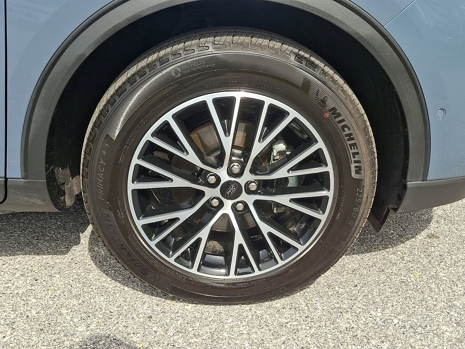 Used 2024 Ford Escape SE w/ PHEV Premium Package image 8