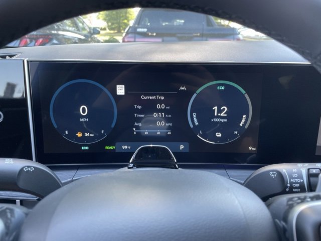 Used 2024 Hyundai Santa Fe Limited image 17