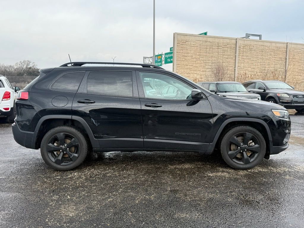 Used 2019 Jeep Cherokee Latitude Plus image 8
