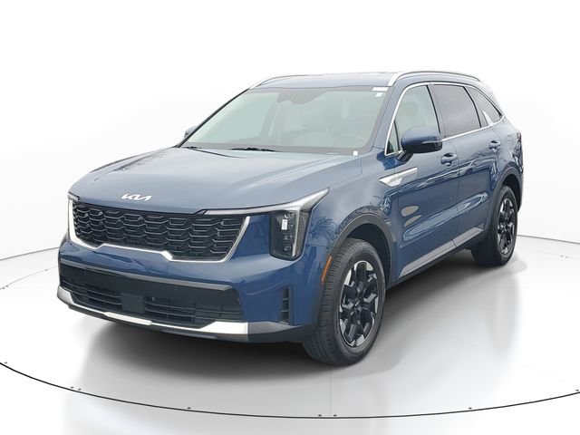 Certified 2025 Kia Sorento S image 2