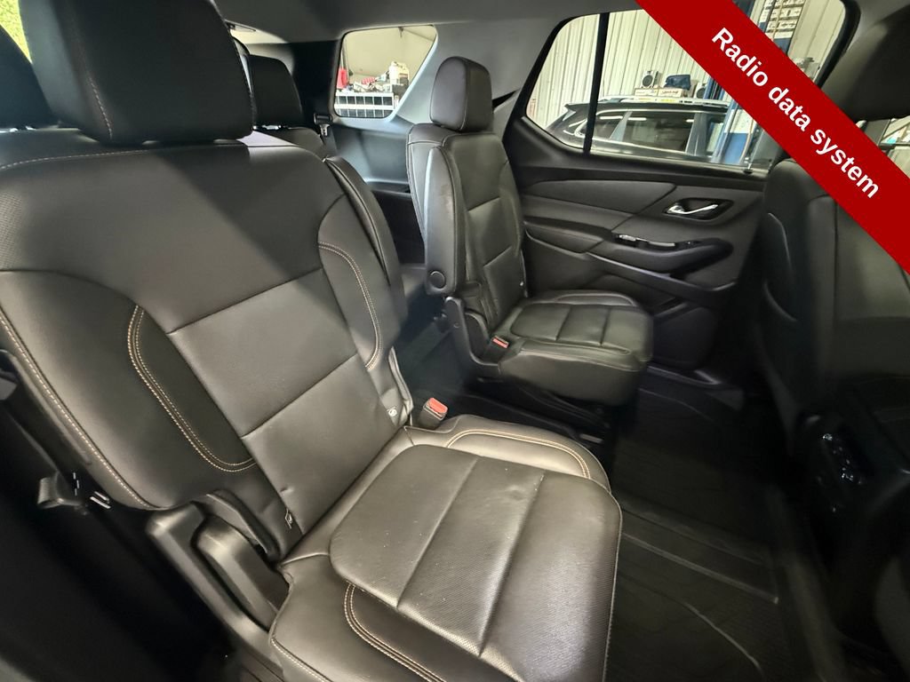 Used 2021 Chevrolet Traverse Premier w/ LPO, Floor Liner Package AWD/4WD image 40