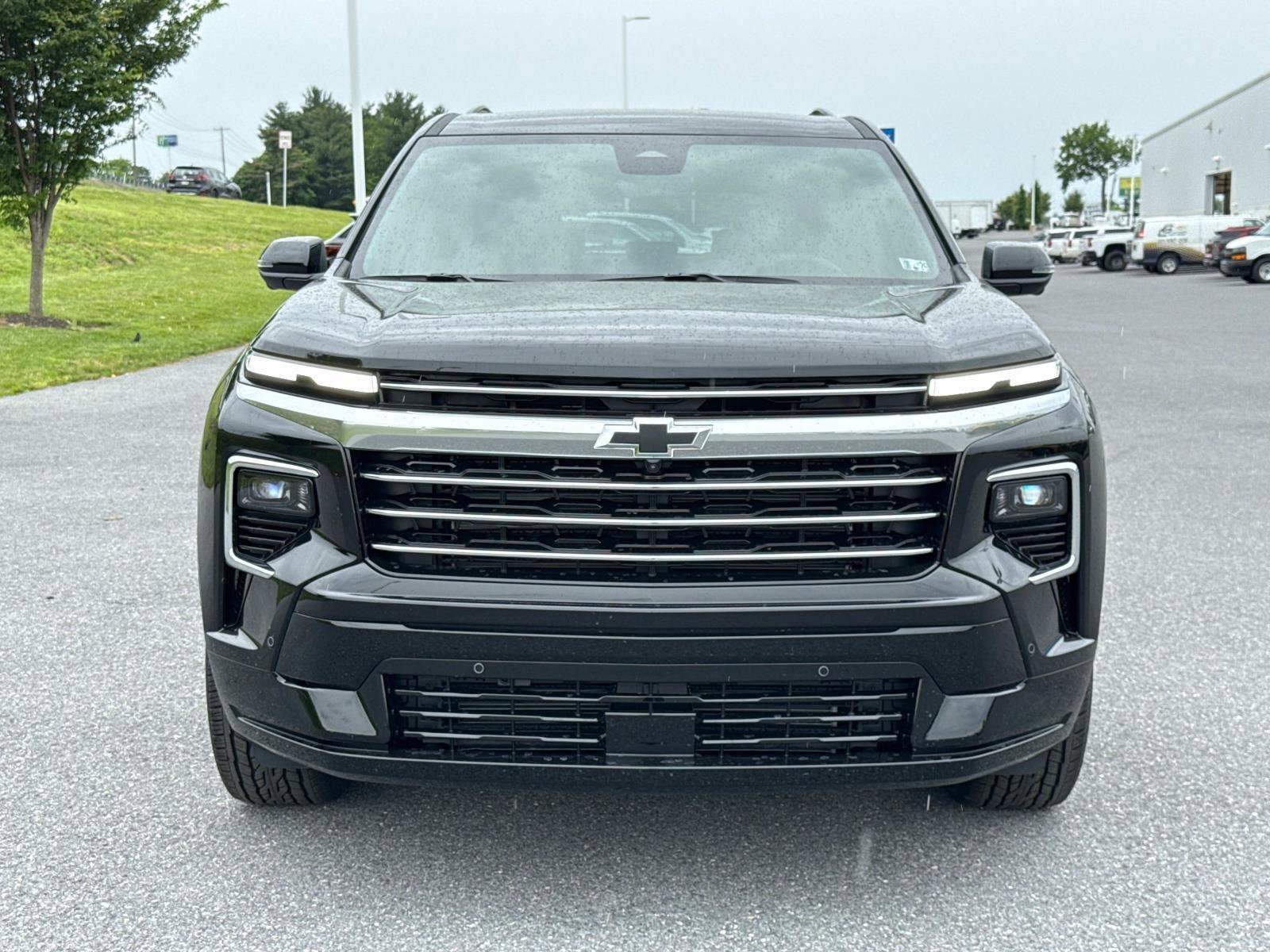 New 2025 Chevrolet Traverse High Country w/ LPO, Floor Liner Package image 17