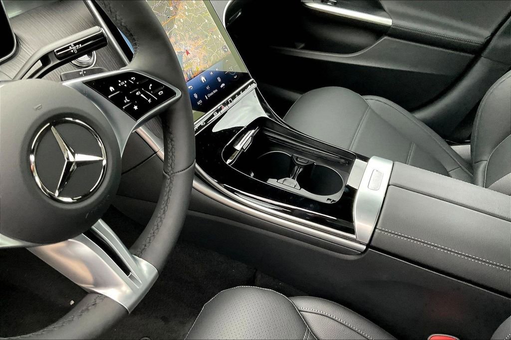 New 2026 Mercedes-Benz C 300 4MATIC Sedan image 8