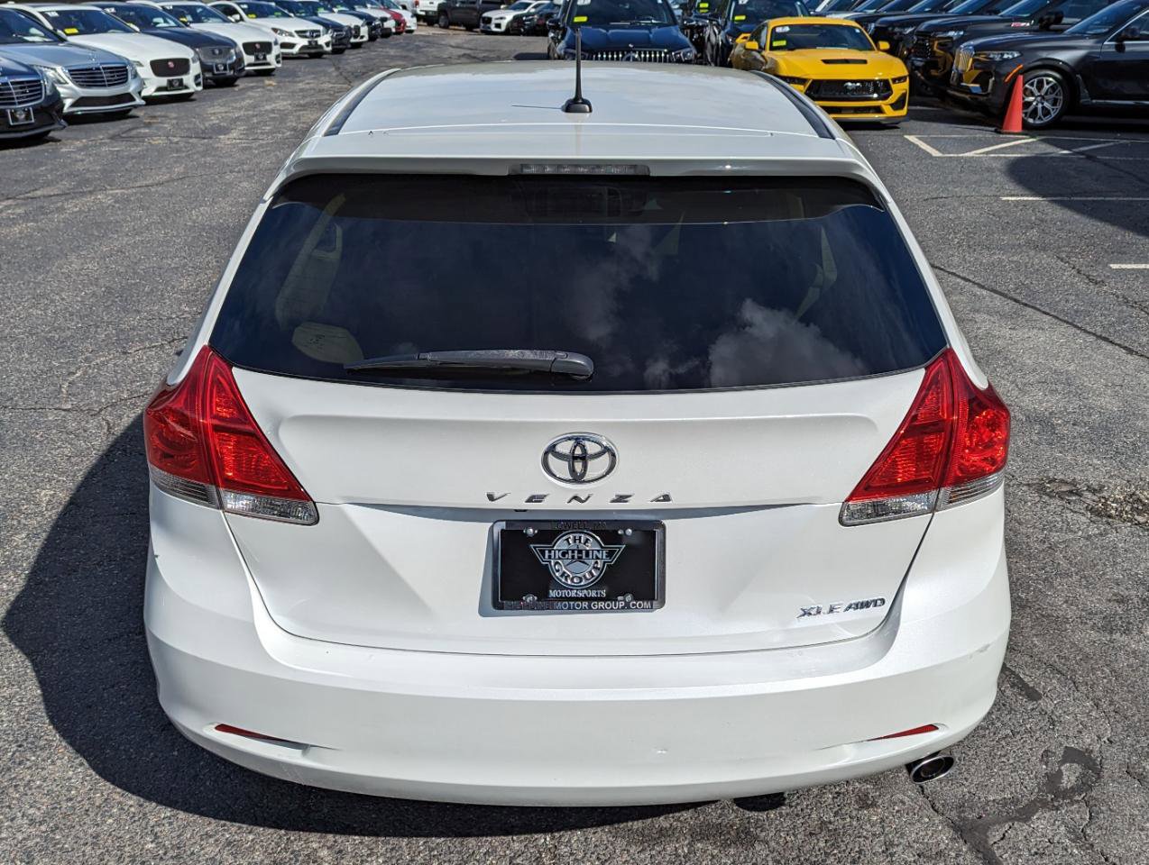 Used 2012 Toyota Venza XLE AWD/4WD image 8