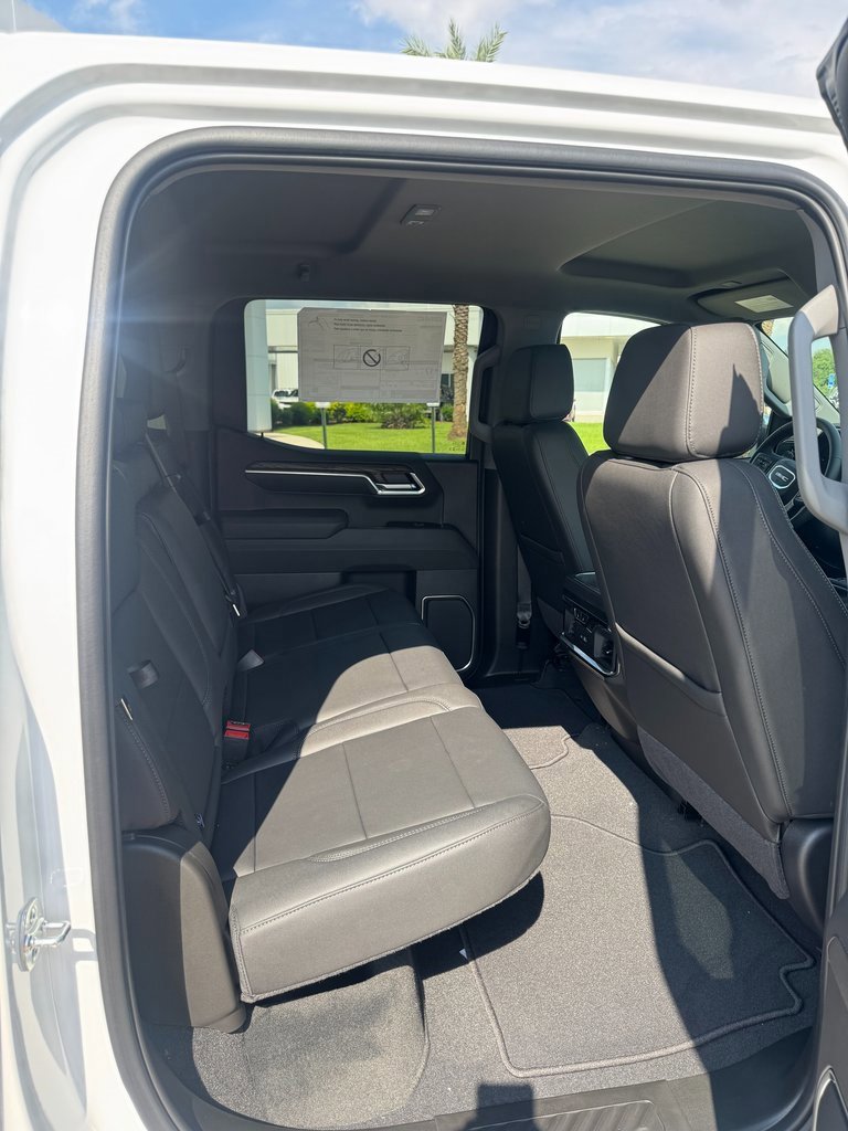 New 2026 GMC Sierra 1500 SLT w/ SLT Premium Plus Package image 14