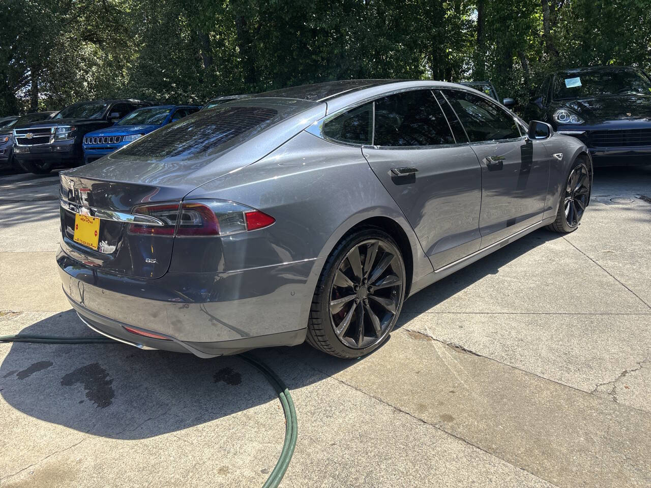 Used 2015 Tesla Model S 85 image 3
