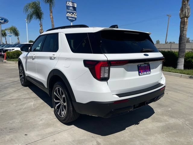 New 2026 Ford Explorer ST-Line AWD/4WD image 3