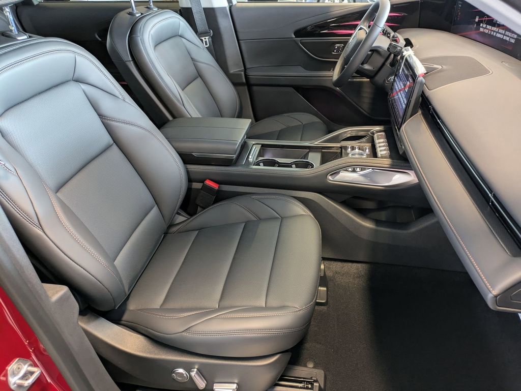 New 2026 Lincoln Nautilus Premier w/ Jet Appearance Package AWD/4WD image 21