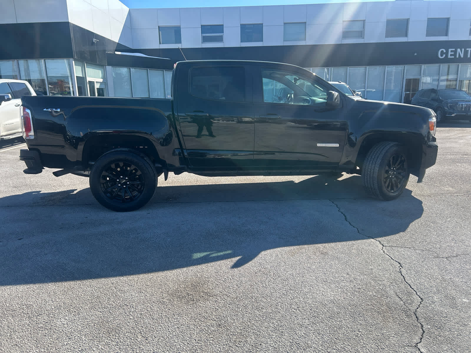 Certified 2022 GMC Canyon Elevation w/ Trailering Package image 7