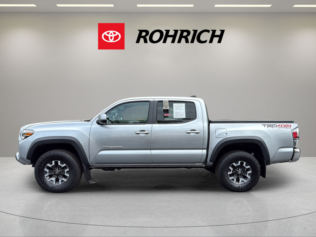Used 2023 Toyota Tacoma TRD Off-Road AWD/4WD image 10