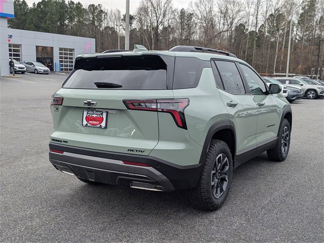 New 2026 Chevrolet Equinox ACTIV w/ Convenience Package III image 2