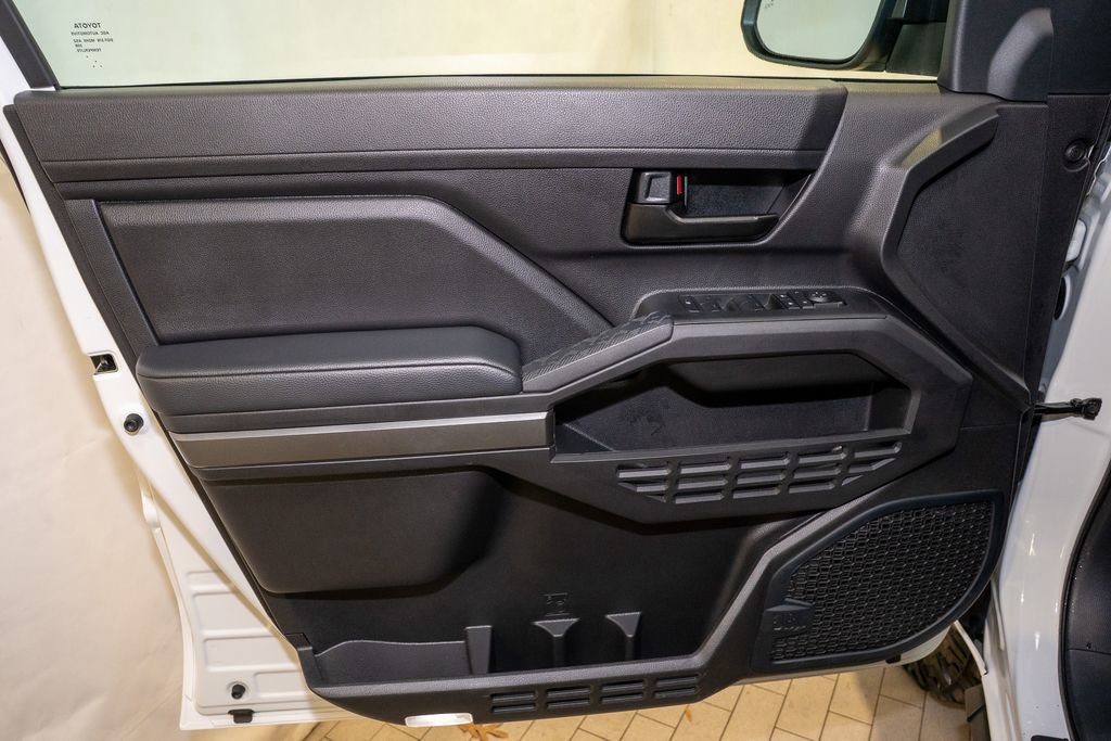 Used 2024 Toyota Tacoma SR5 image 10