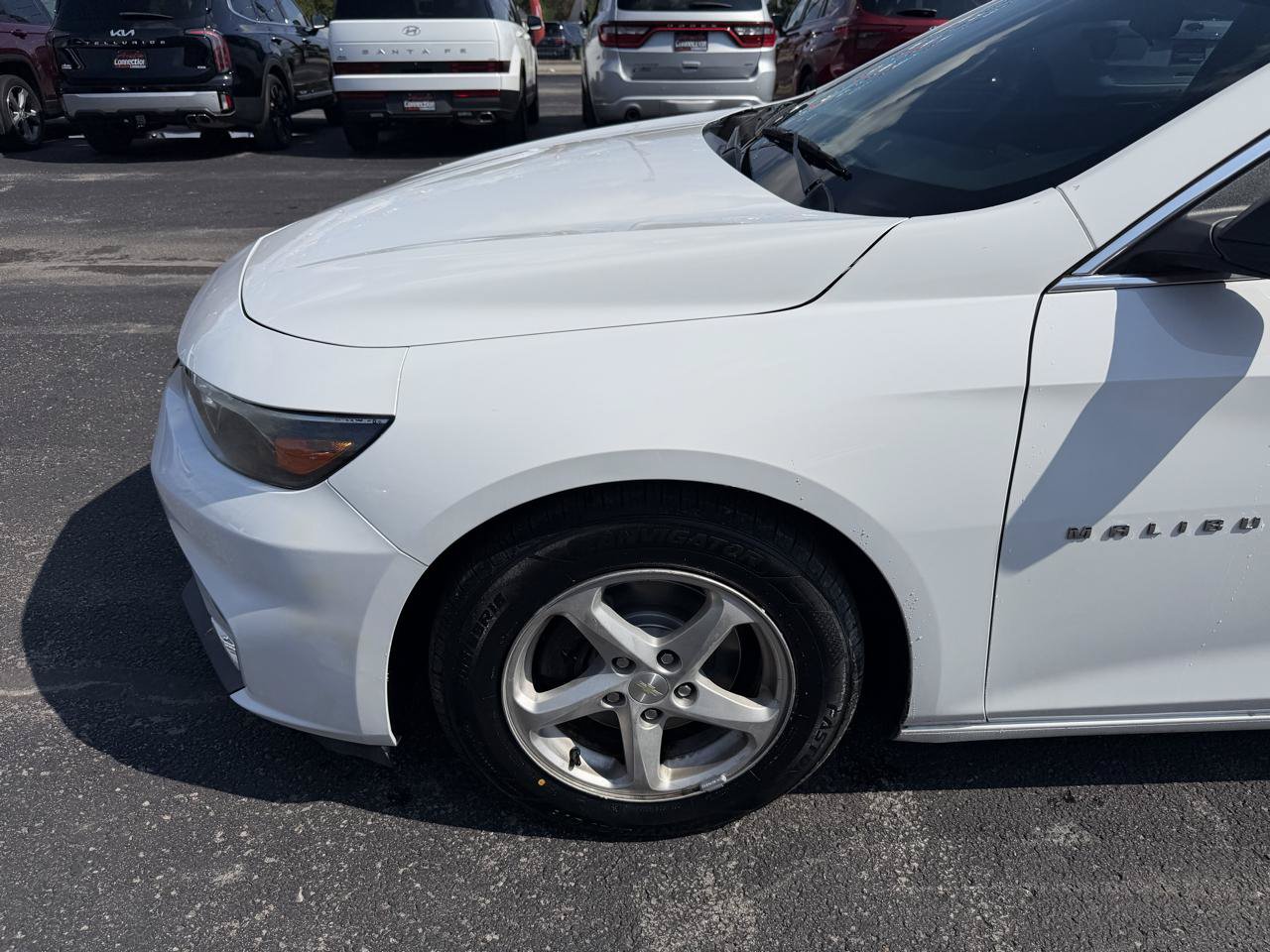Used 2017 Chevrolet Malibu LS FWD image 10