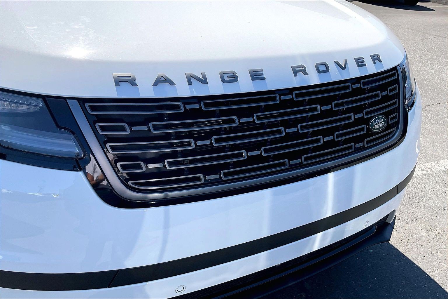 Certified 2026 Land Rover Range Rover Velar S AWD/4WD image 30