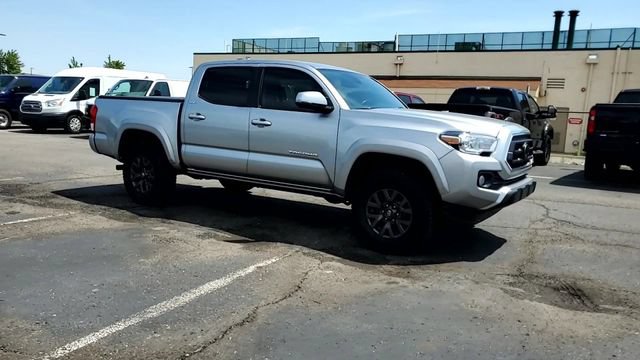 Used 2023 Toyota Tacoma SR5 w/ Technology Package AWD/4WD image 2