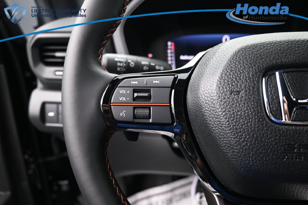 New 2026 Honda Pilot TrailSport image 37