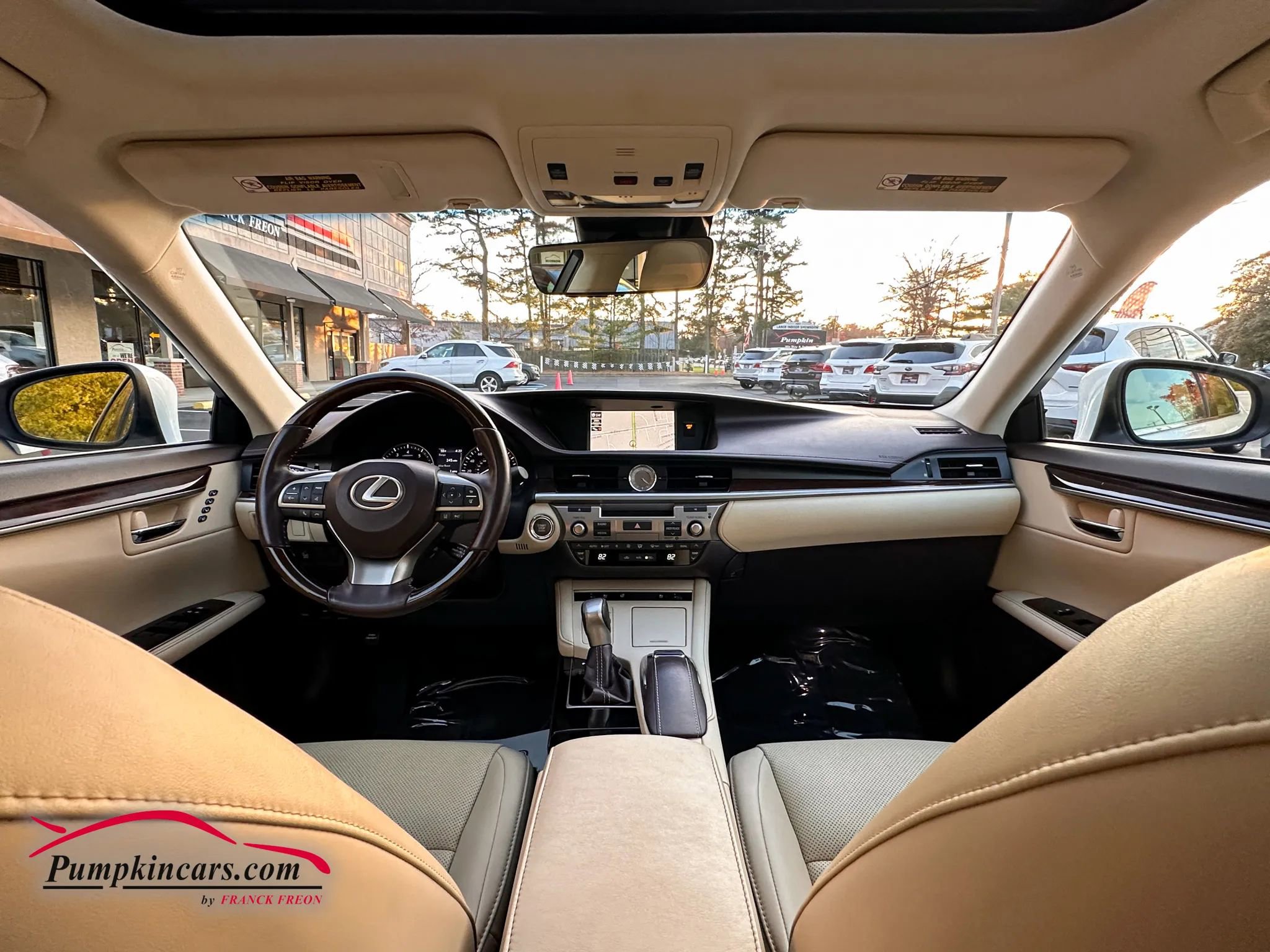 Used 2018 Lexus ES 350 ES 350 Sedan 4D w/ Navigation System Package image 7