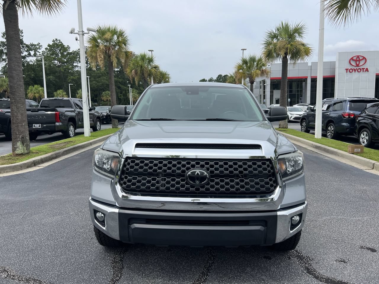 Used 2021 Toyota Tundra SR5 w/ SR5 Upgrade Package AWD/4WD image 3