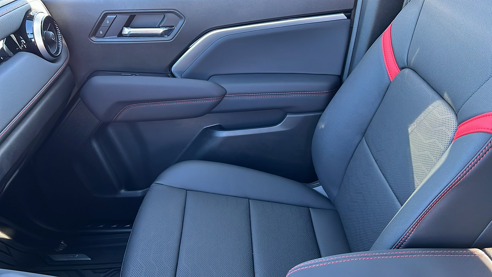 New 2026 Chevrolet Colorado Z71 w/ Technology Package image 21