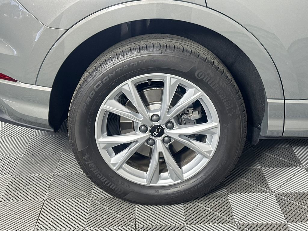 Used 2024 Audi Q3 2.0T Premium Plus w/ Premium Plus Package image 17
