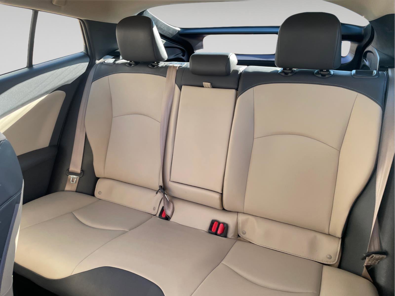 Used 2017 Toyota Prius Four w/ Protection Package image 17