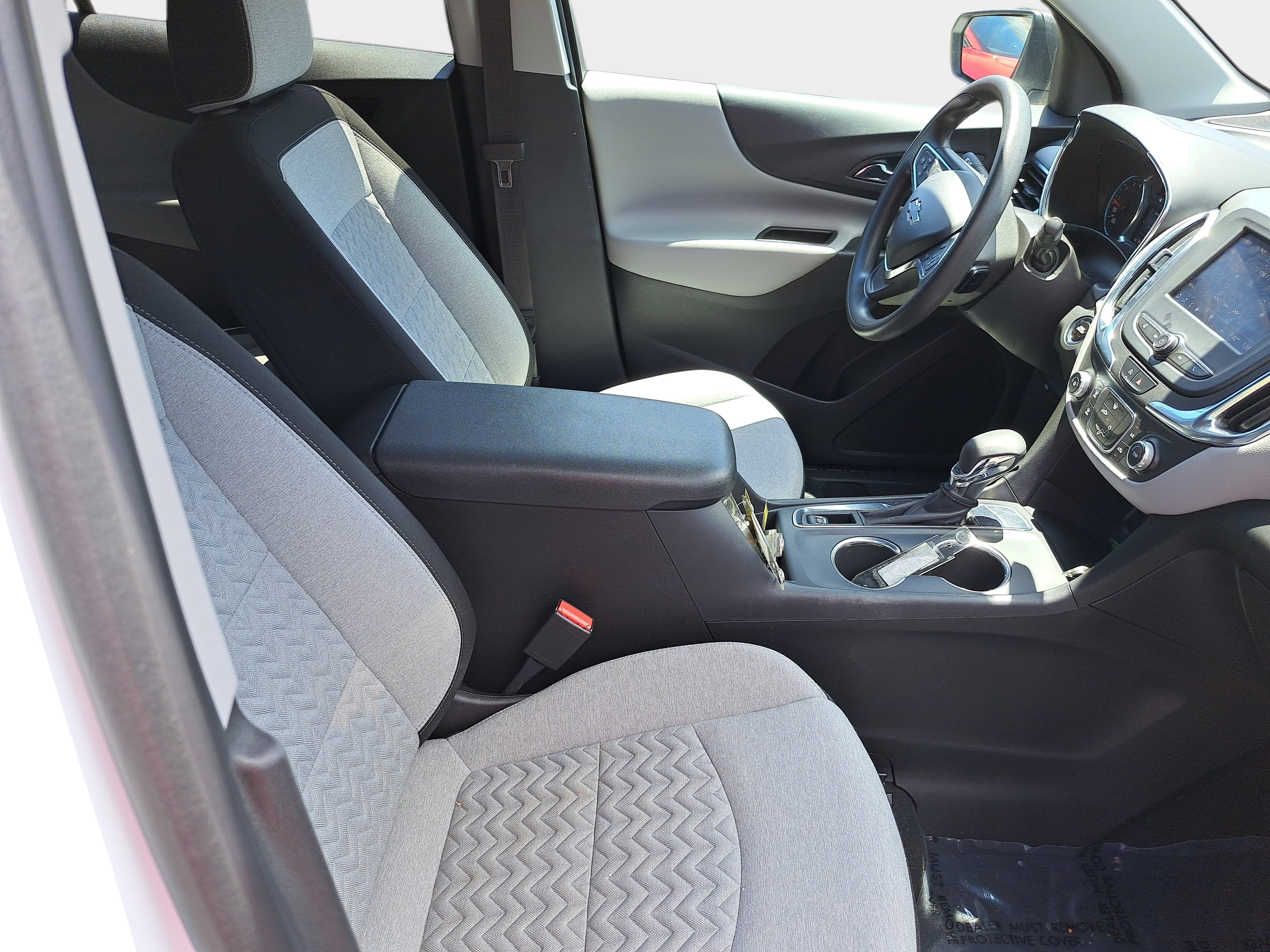 Used 2022 Chevrolet Equinox LS w/ LS Convenience Package FWD image 10
