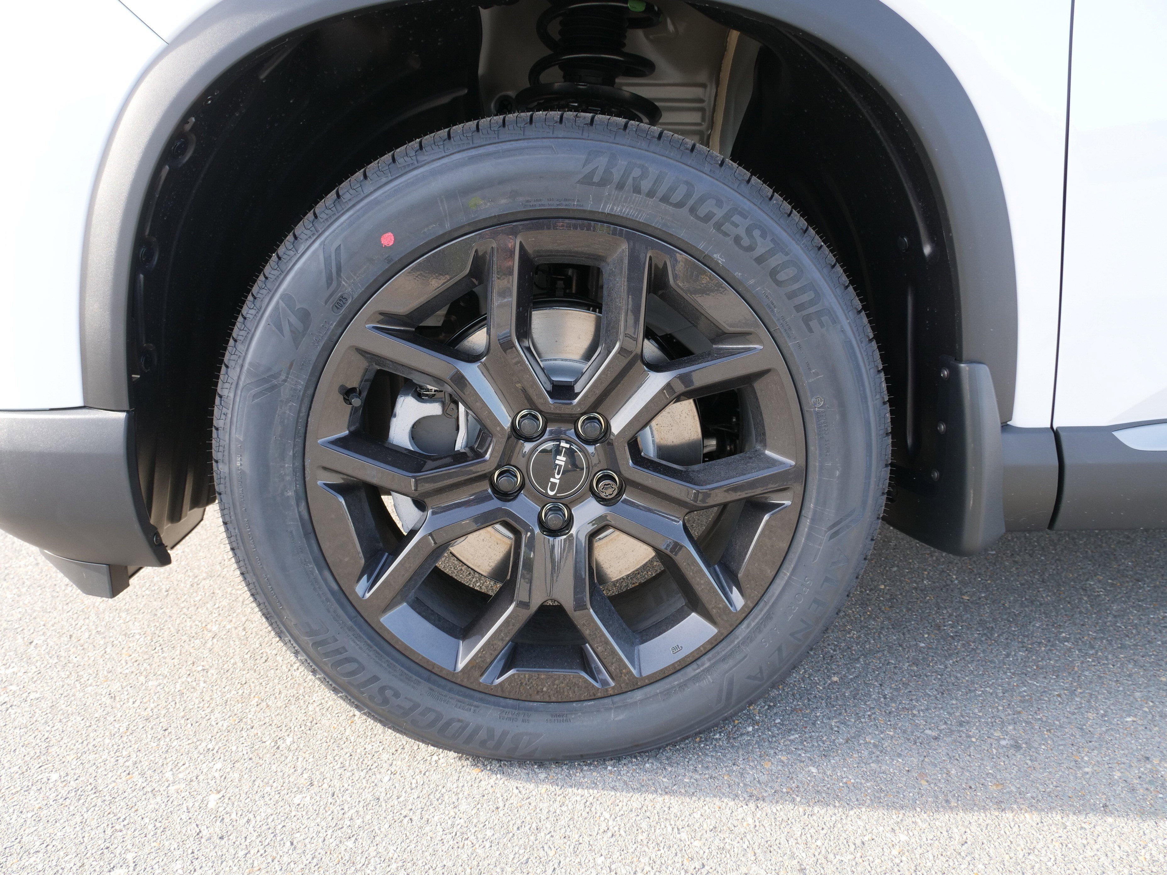 New 2025 Honda Pilot Touring image 13