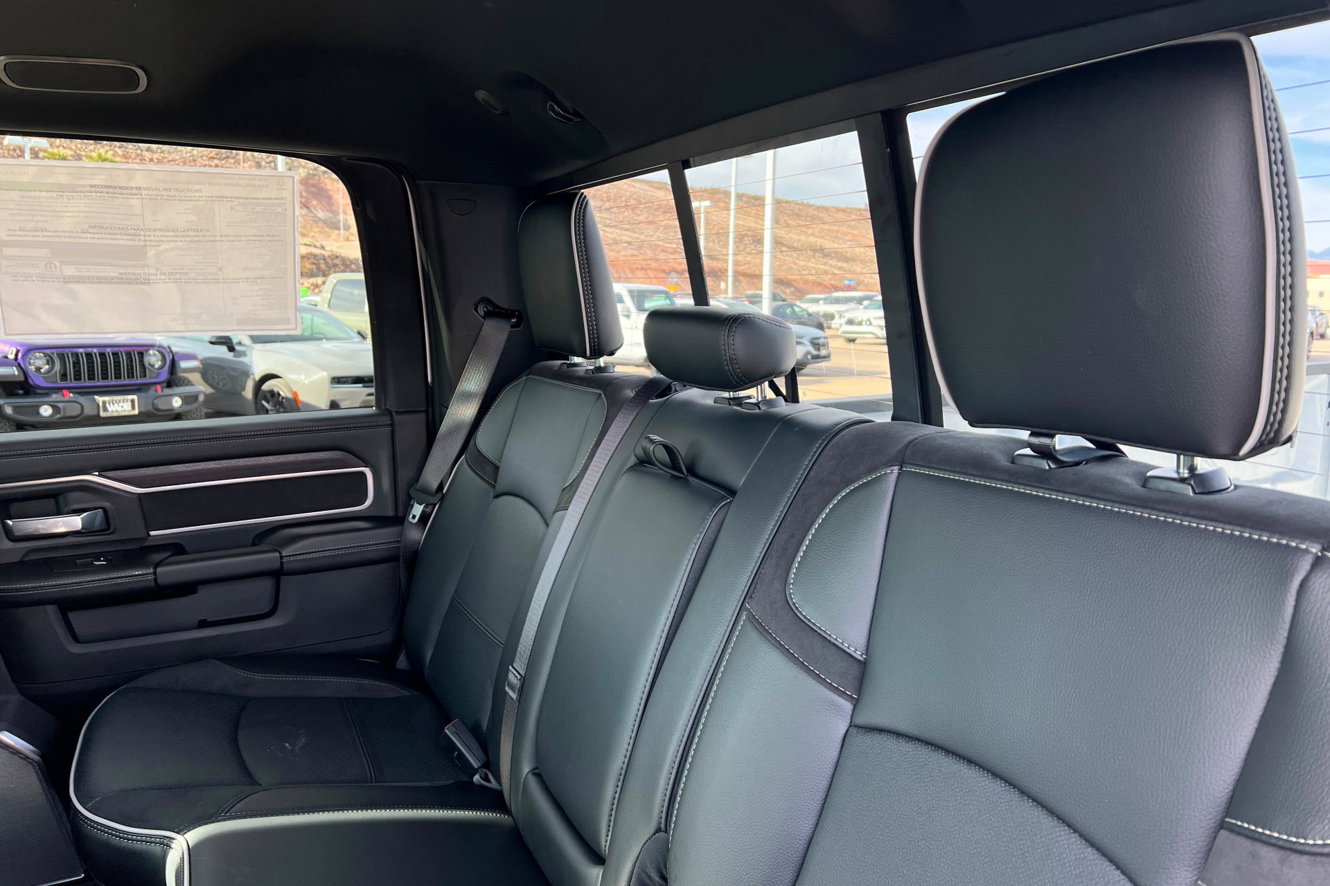 New 2026 RAM 3500 Laramie AWD/4WD image 20
