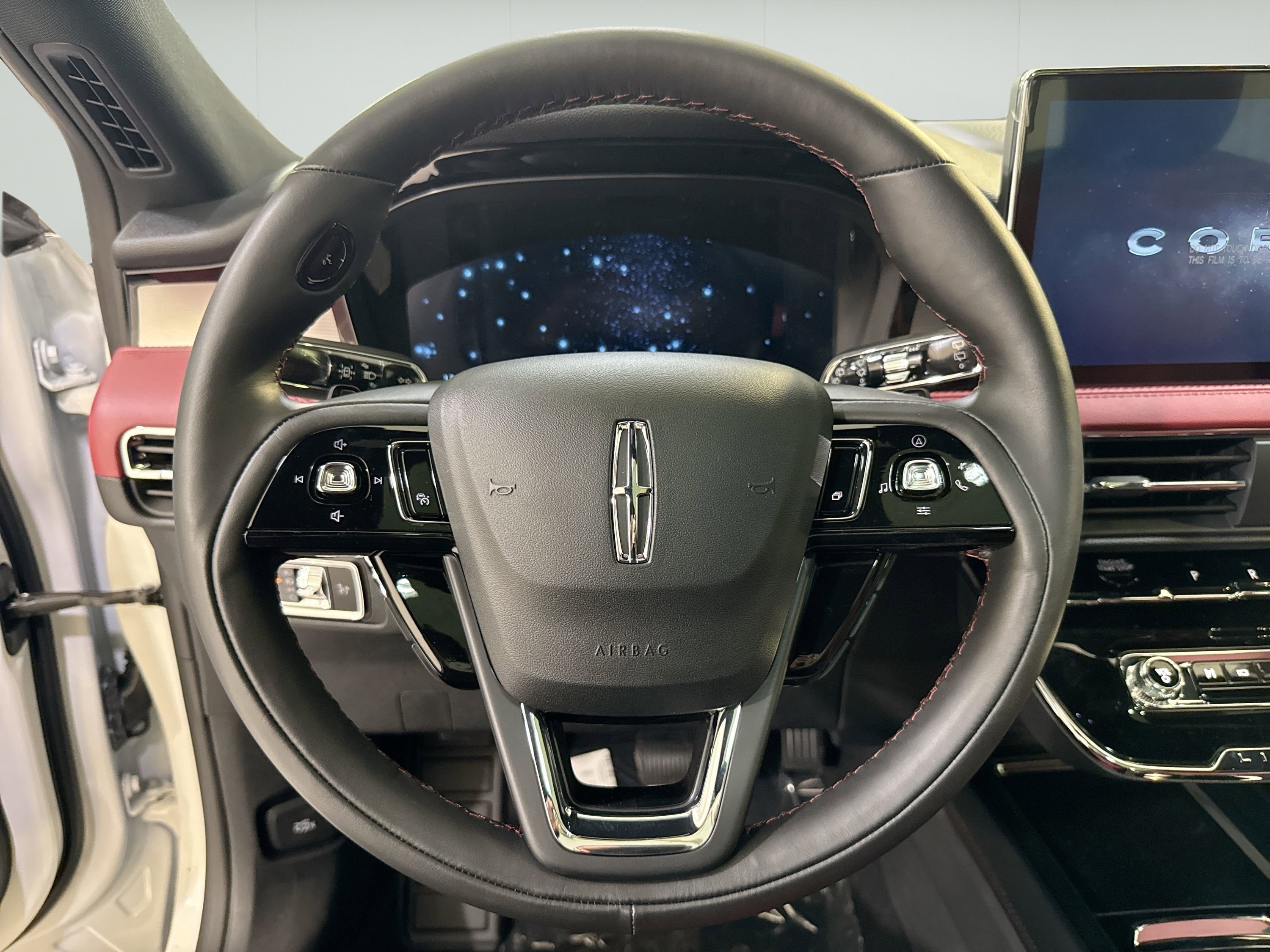 New 2026 Lincoln Corsair Reserve FWD image 13