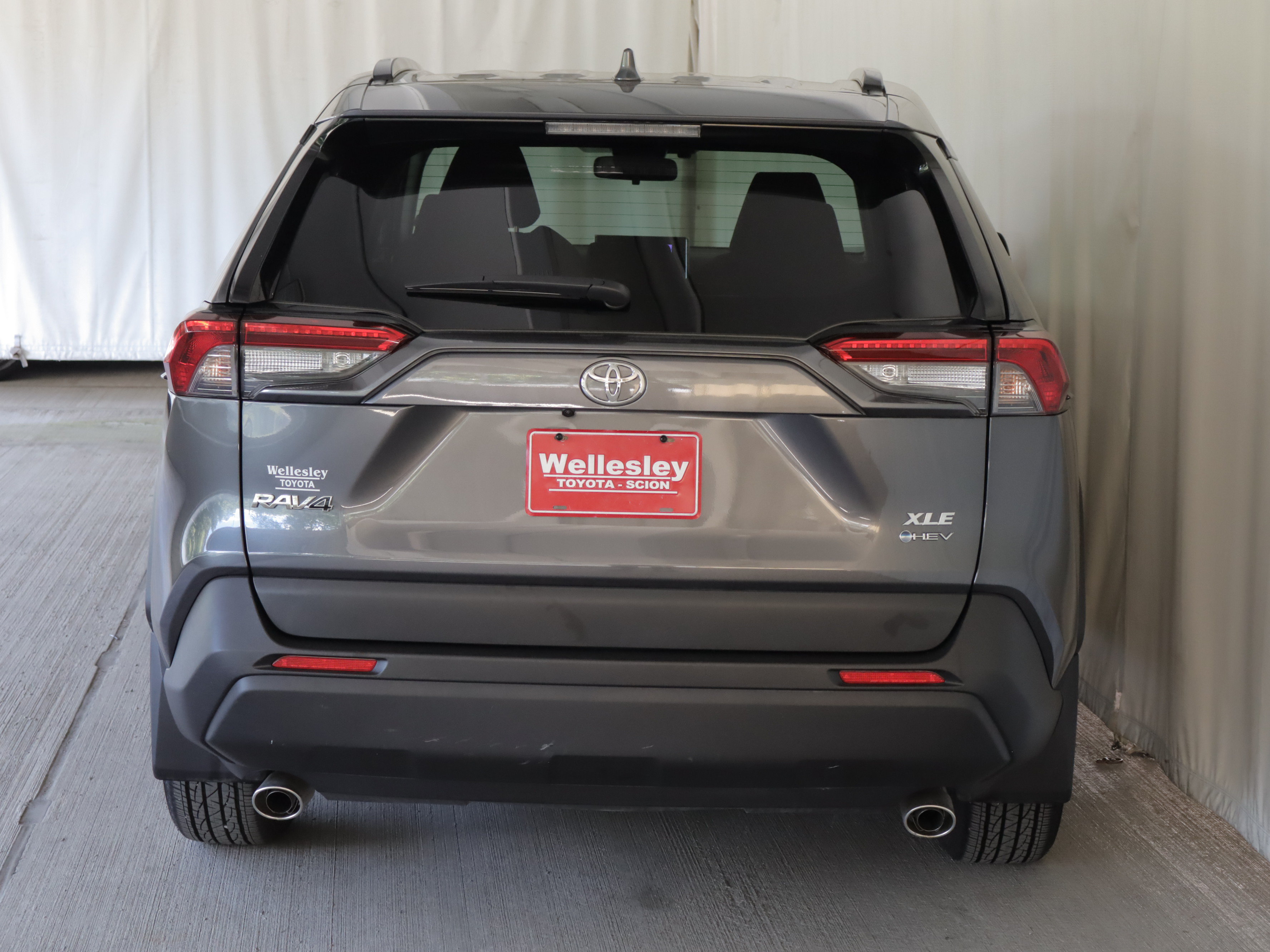 Used 2025 Toyota RAV4 XLE w/ Weather Package AWD/4WD image 25