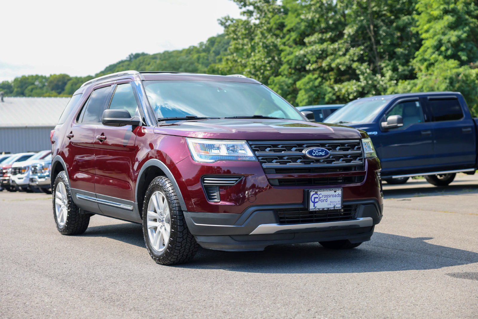 Certified 2018 Ford Explorer XLT AWD/4WD image 8