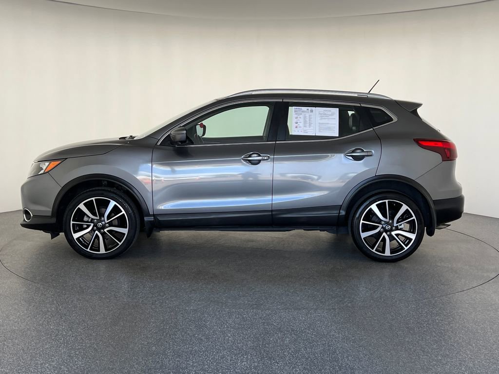Used 2017 Nissan Rogue Sport SL w/ SL Premium Package FWD image 7