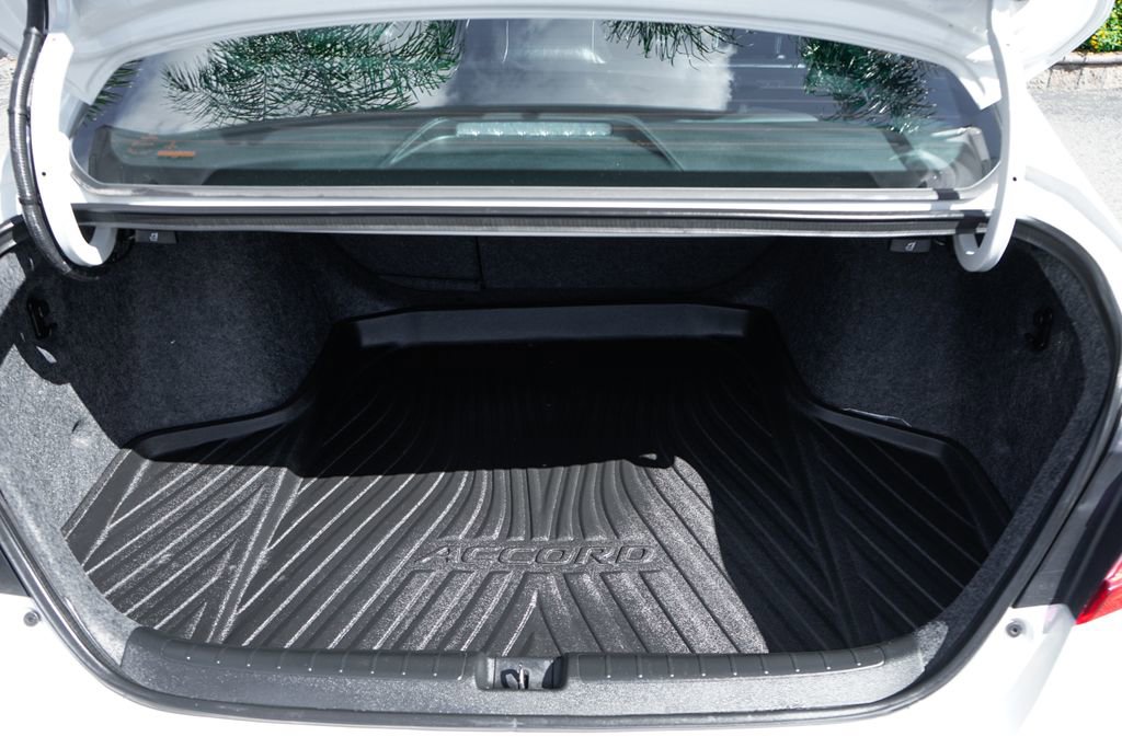 Used 2022 Honda Accord Sport image 8